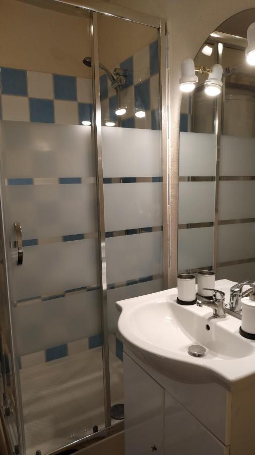 Studio Au Centre-Ville De Доль Екстер'єр фото