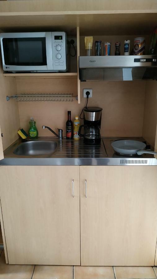 Studio Au Centre-Ville De Доль Екстер'єр фото